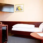 Hotel Lonac